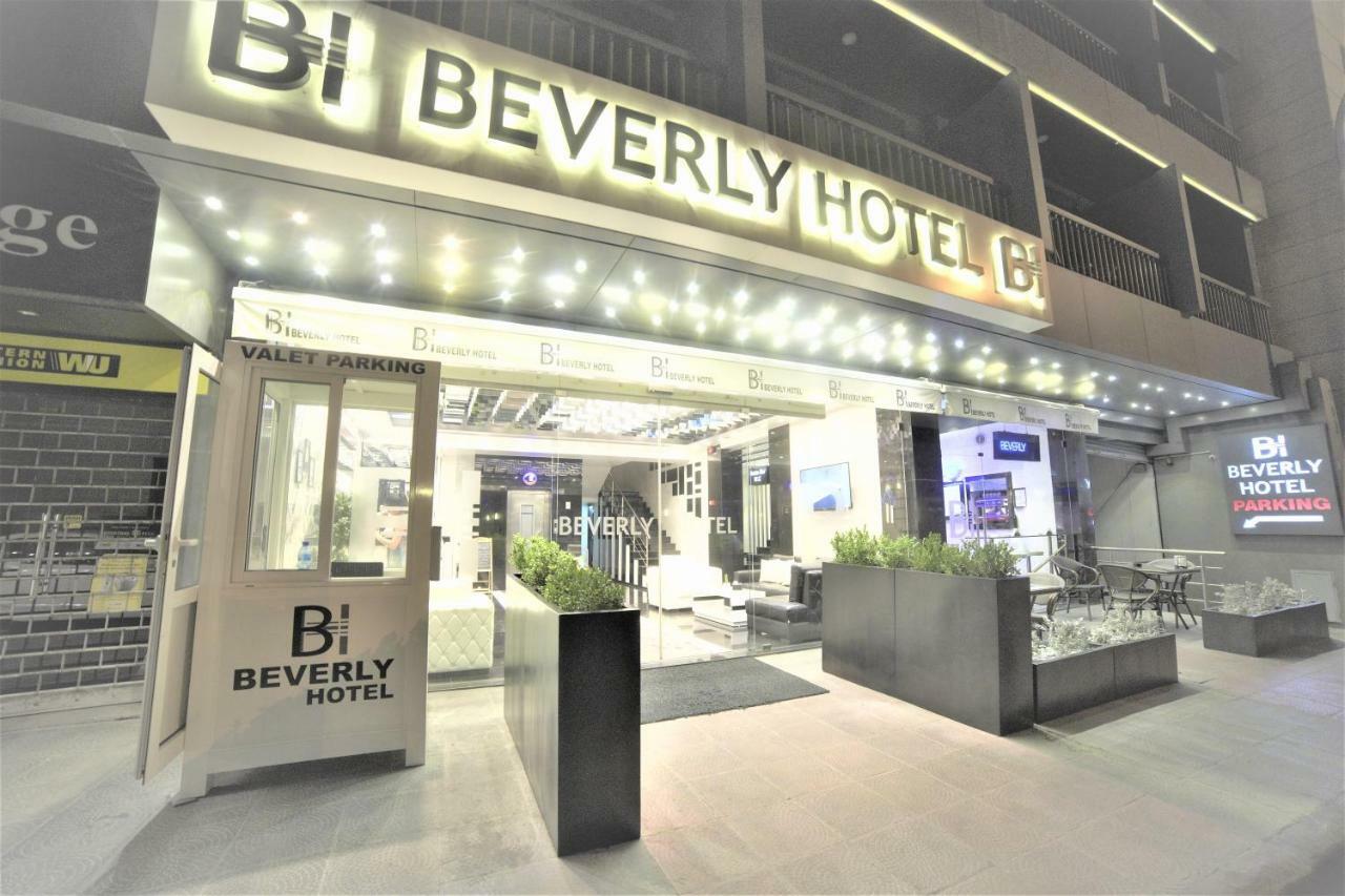 Beverly Hotel Beirut Bagian luar foto